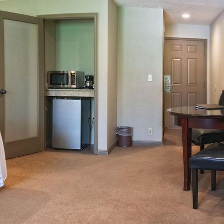 Driftwood Lodge Springdale Εξωτερικό φωτογραφία