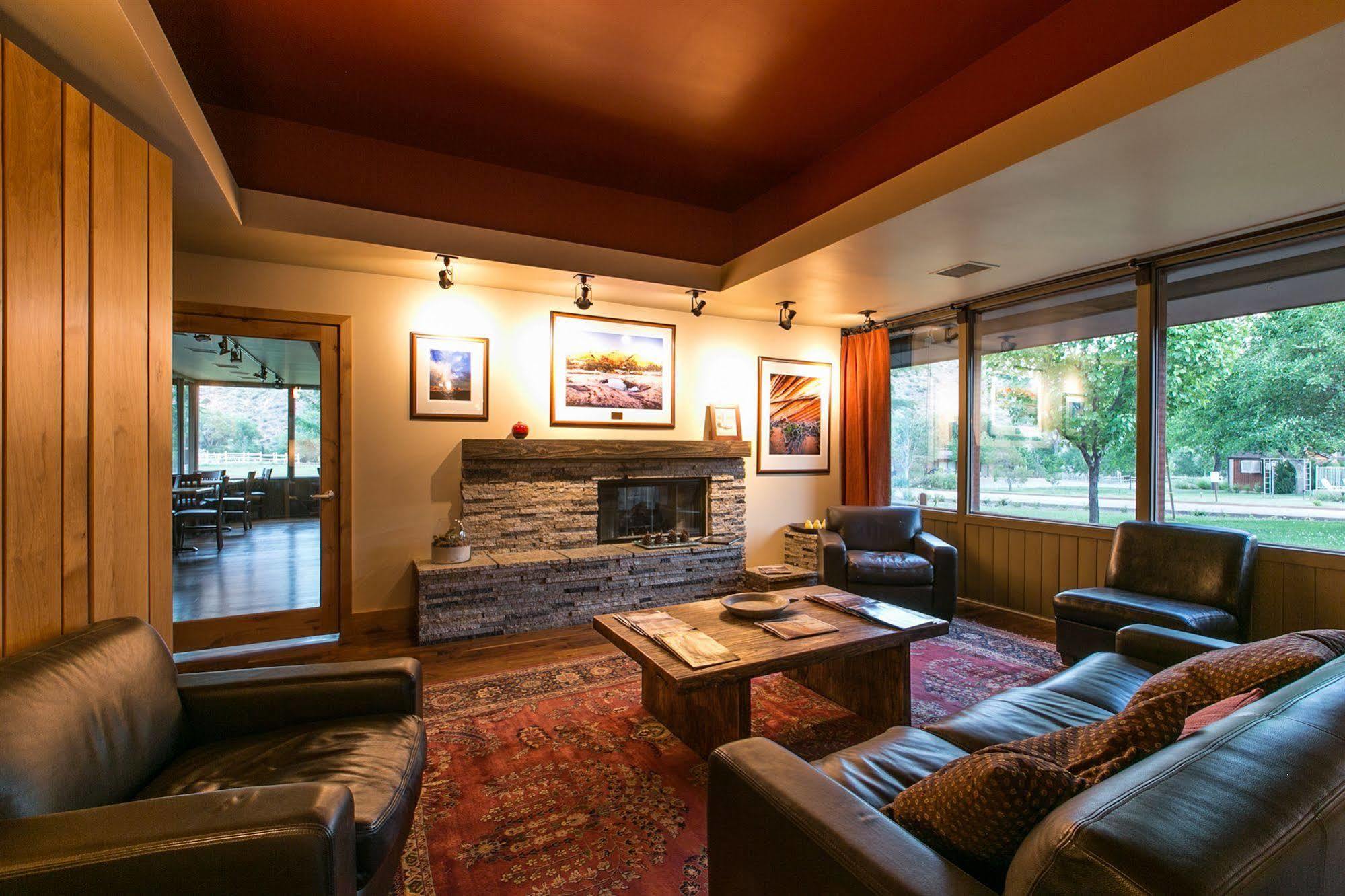 Driftwood Lodge Springdale Εξωτερικό φωτογραφία